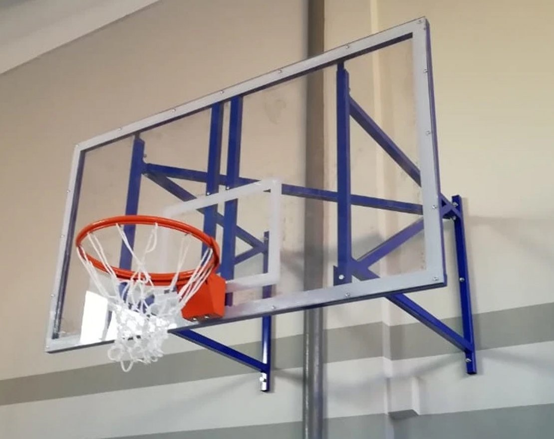 Щит баскетбольный игровой 1800×1050 мм, поликарбонат 10 мм, с основанием - вид 3